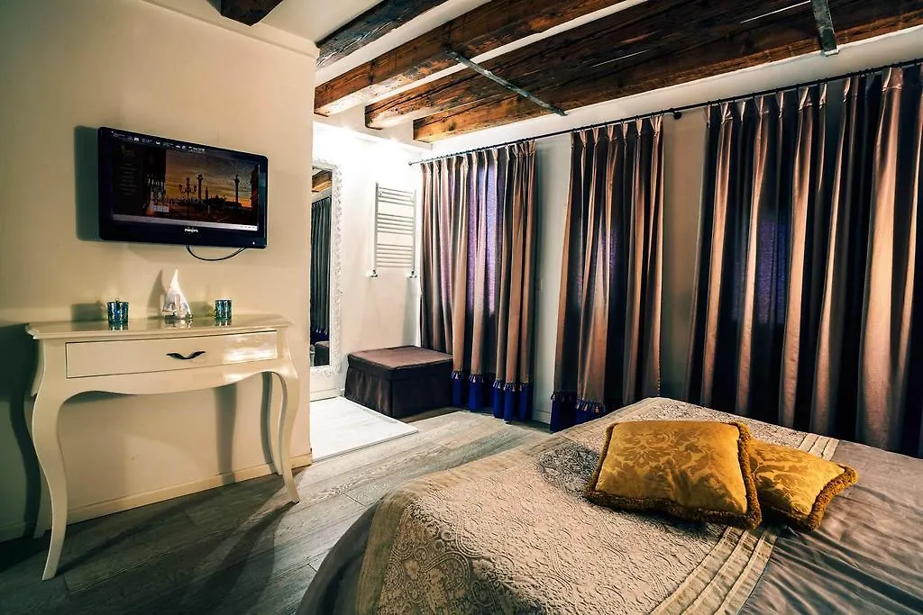 Venice Dream House