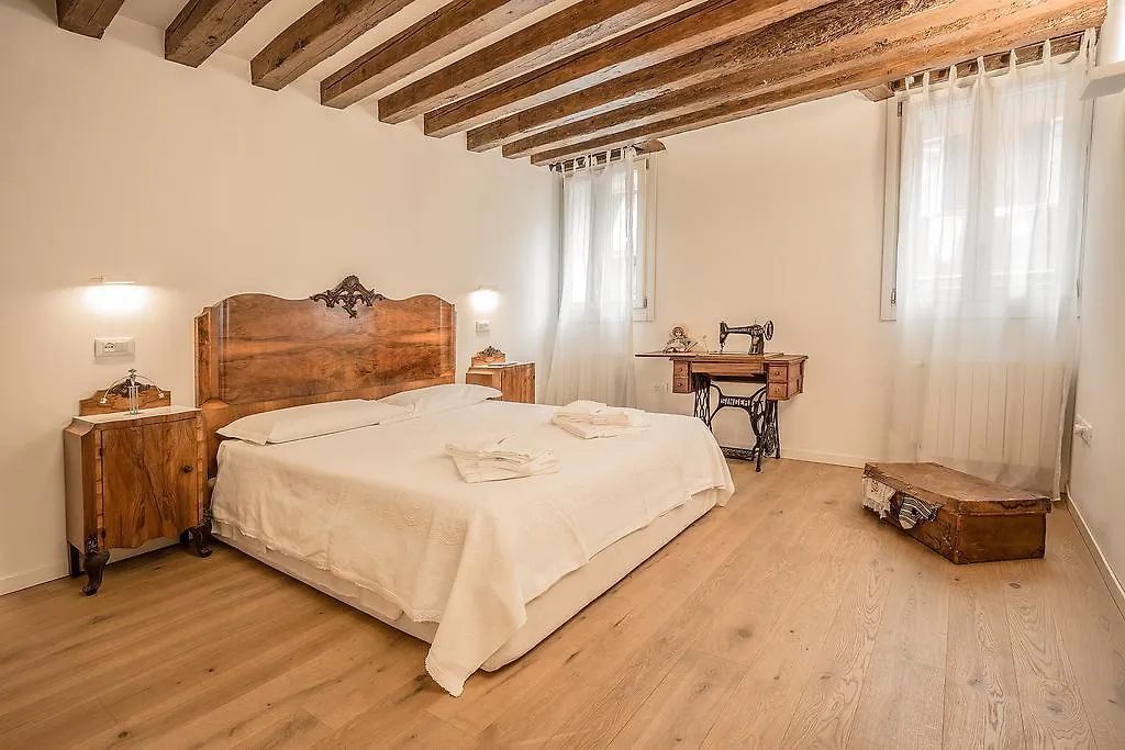Venice Dream House Apartment